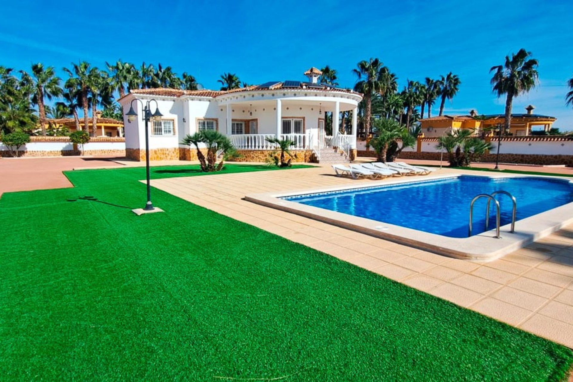 Verkoop - Finca / Country Property - Catral - Catral - Country