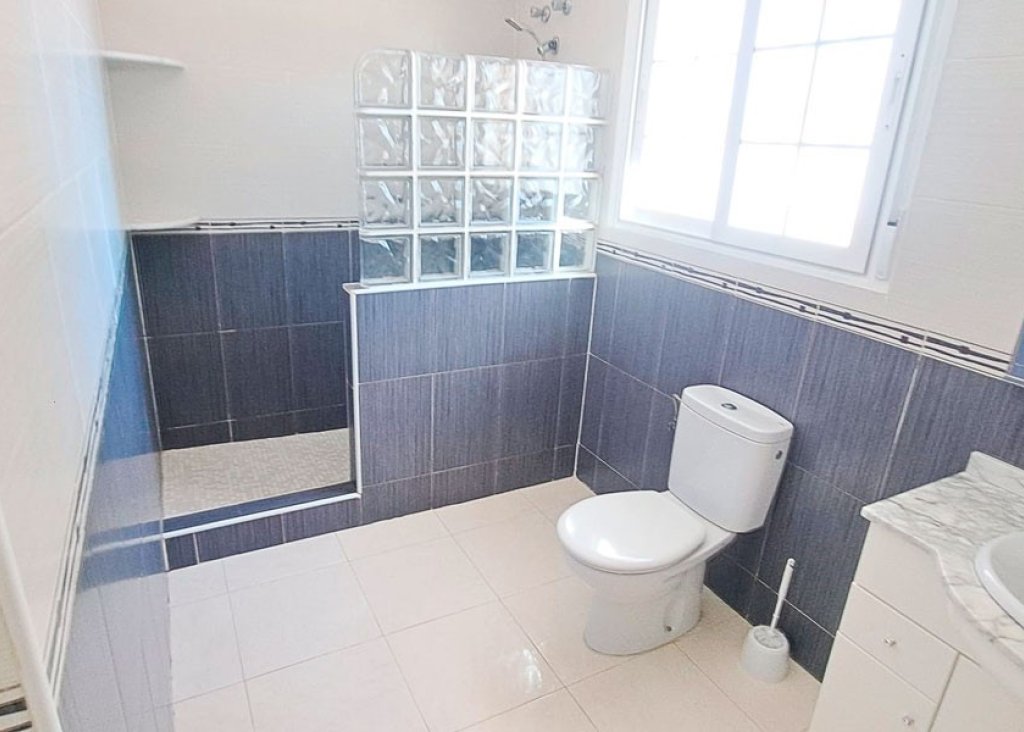 Verkoop - Finca / Country Property - Catral - Catral - Country