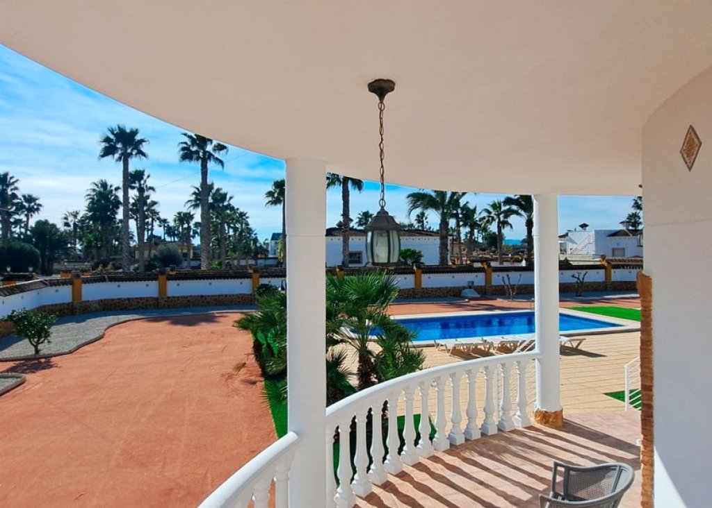 Verkoop - Finca / Country Property - Catral - Catral - Country