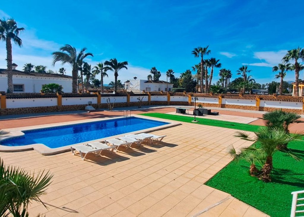 Verkoop - Finca / Country Property - Catral - Catral - Country