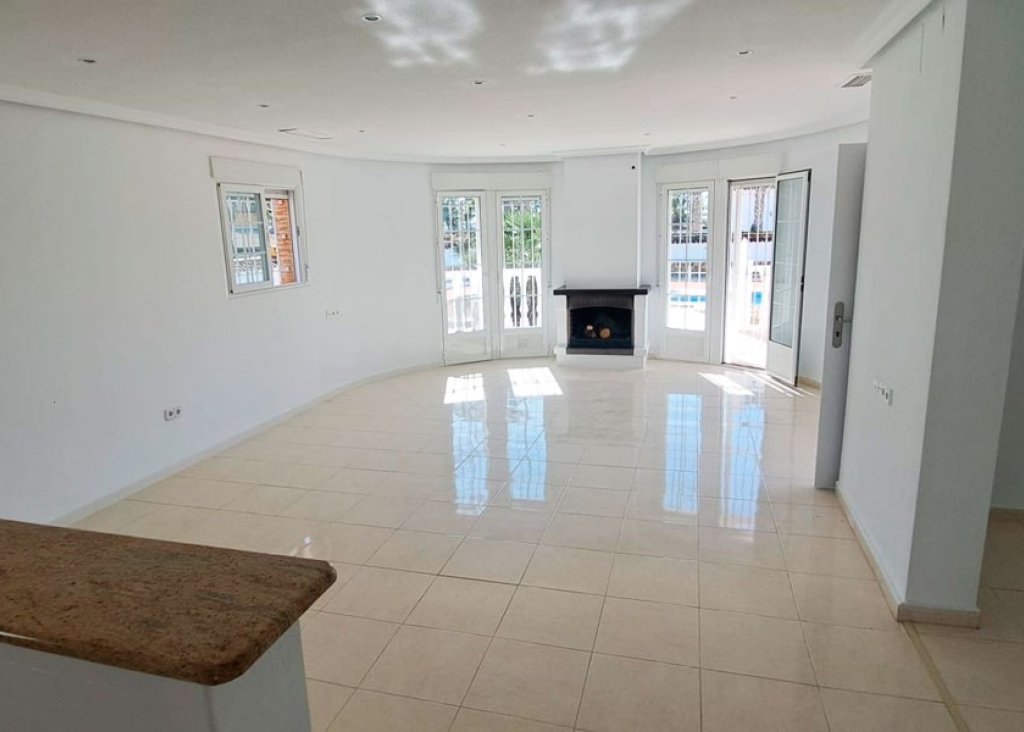 Verkoop - Finca / Country Property - Catral - Catral - Country