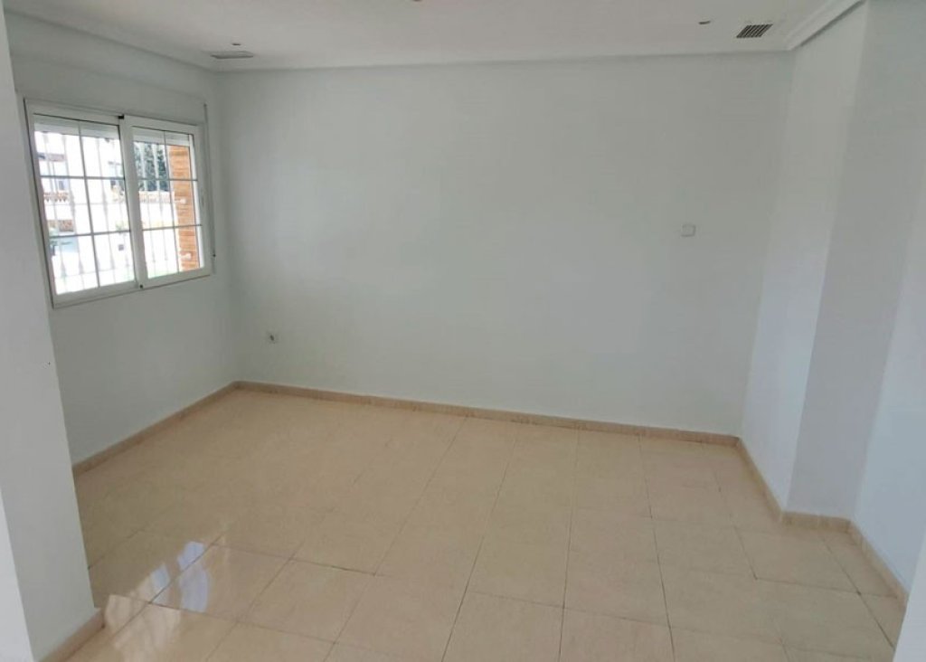 Verkoop - Finca / Country Property - Catral - Catral - Country