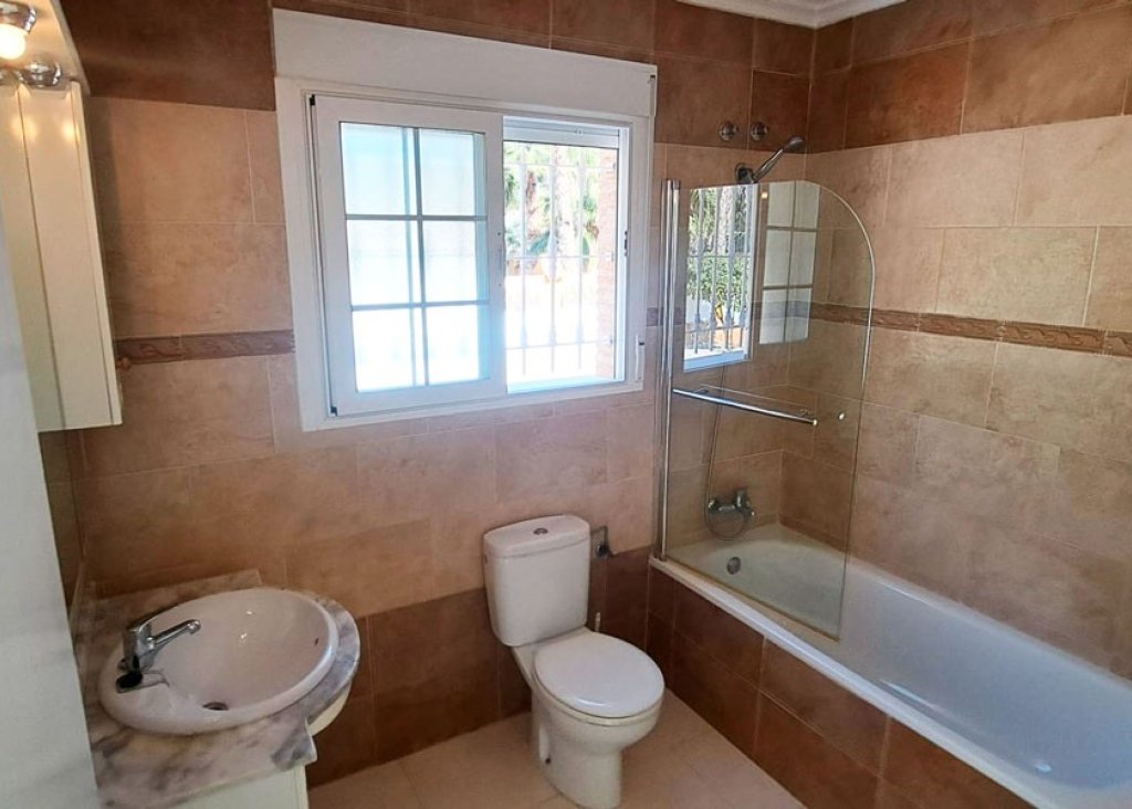 Verkoop - Finca / Country Property - Catral - Catral - Country