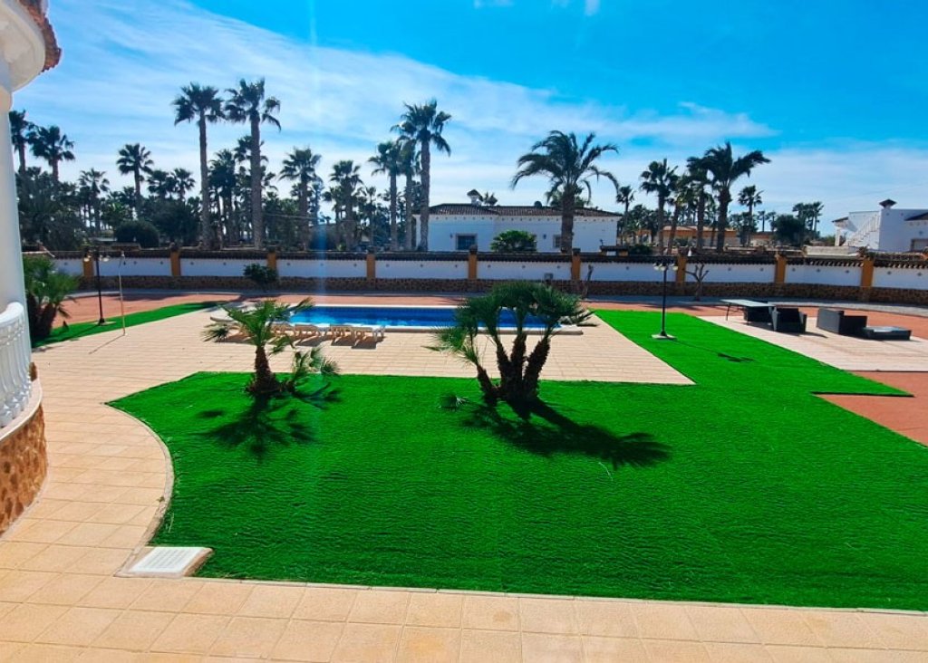 Verkoop - Finca / Country Property - Catral - Catral - Country