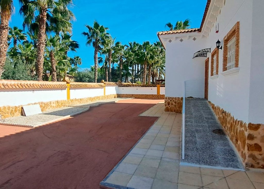 Verkoop - Finca / Country Property - Catral - Catral - Country
