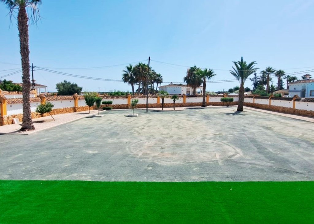 Verkoop - Finca / Country Property - Catral - Catral - Country