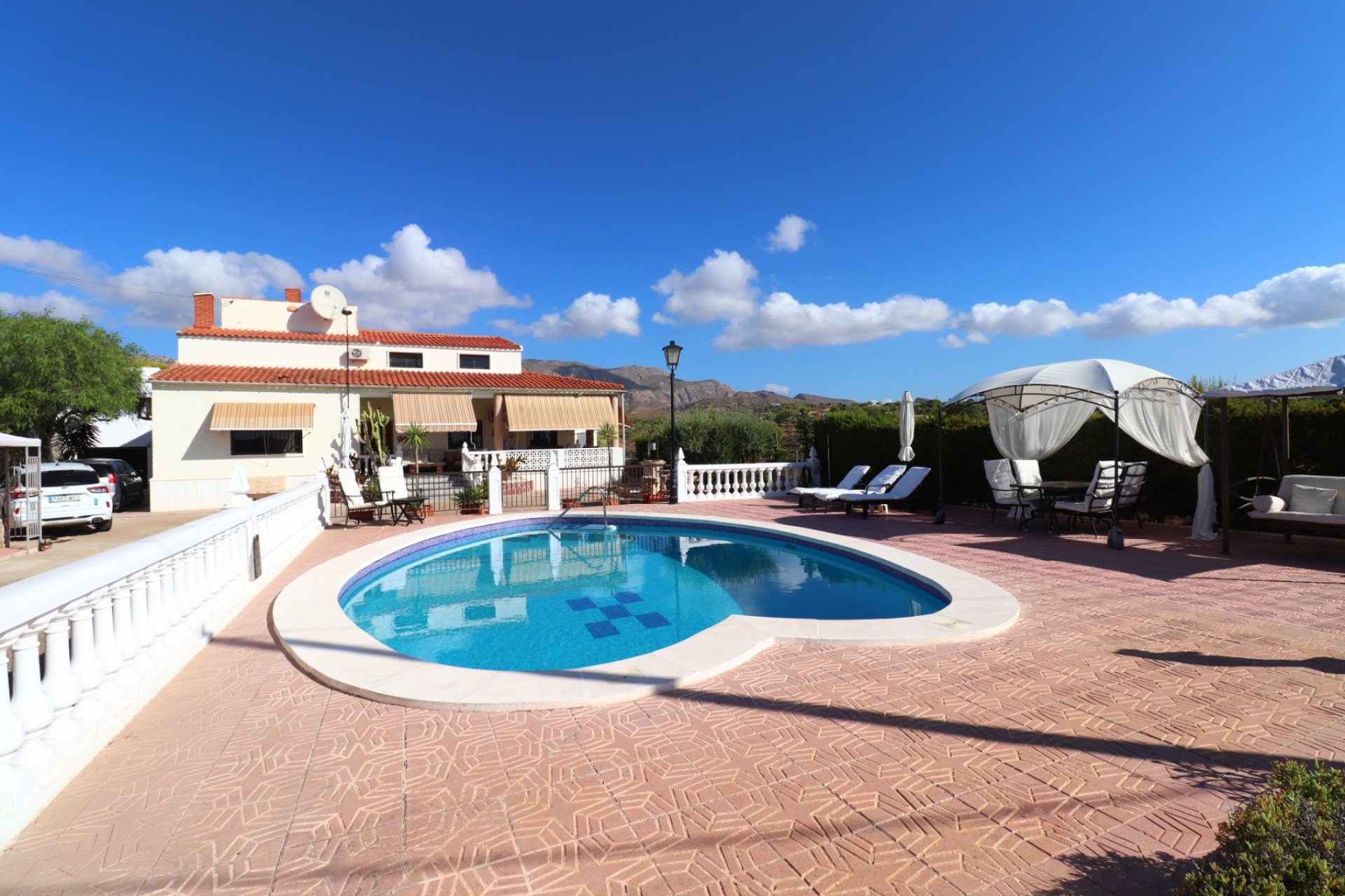 Verkoop - Finca / Country Property - Crevillente - Crevillente - Country
