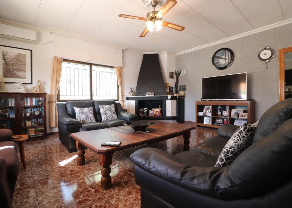 Verkoop - Finca / Country Property - Crevillente - Crevillente - Country