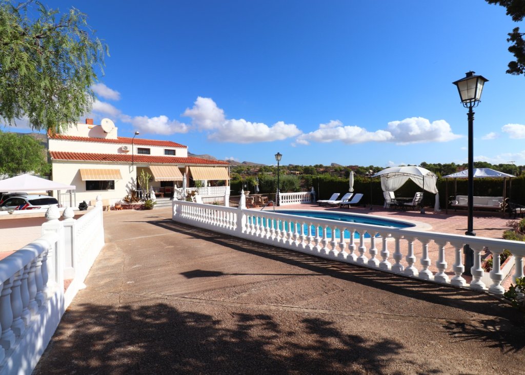 Verkoop - Finca / Country Property - Crevillente - Crevillente - Country