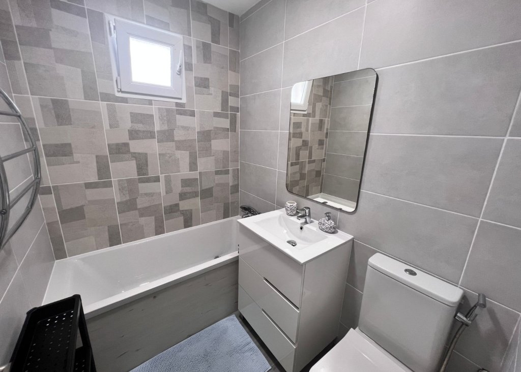 Verkoop - Finca / Country Property - Elche/Elx - La Marina