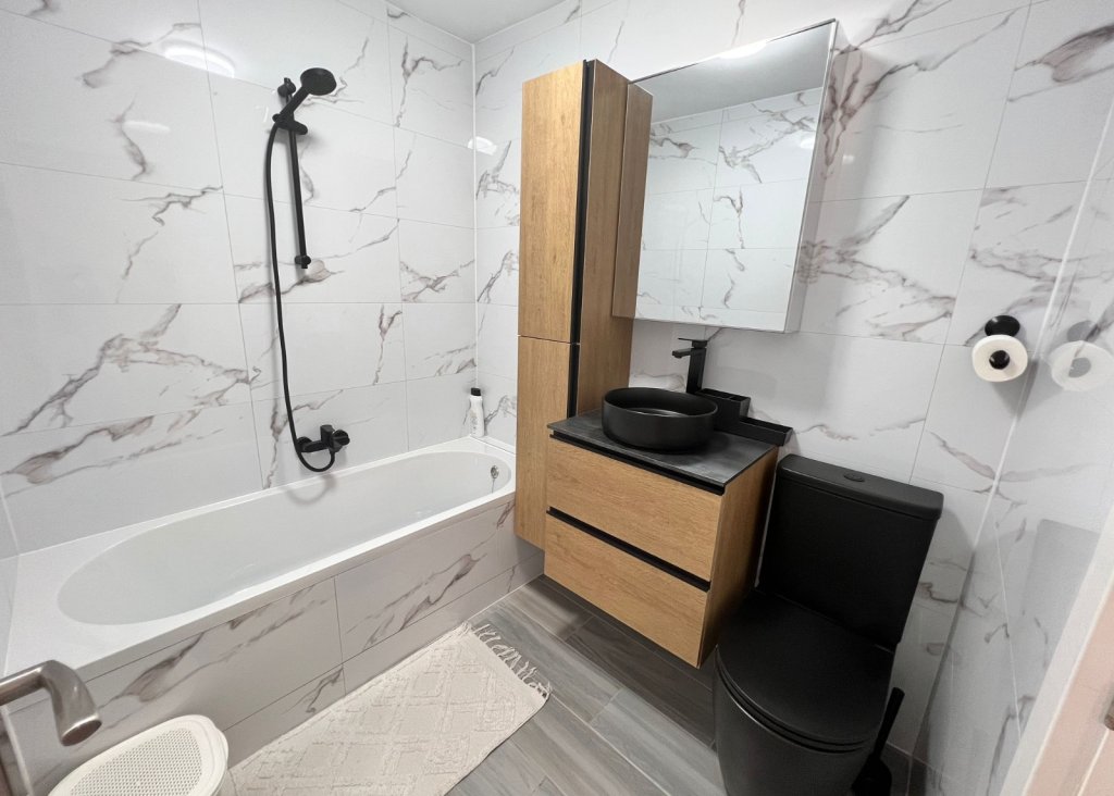 Verkoop - Finca / Country Property - Elche/Elx - La Marina