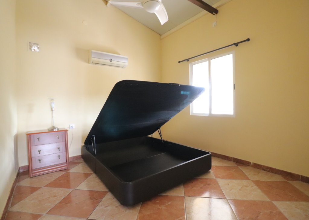 Verkoop - Finca / Country Property - Heredades - Heredades - Country
