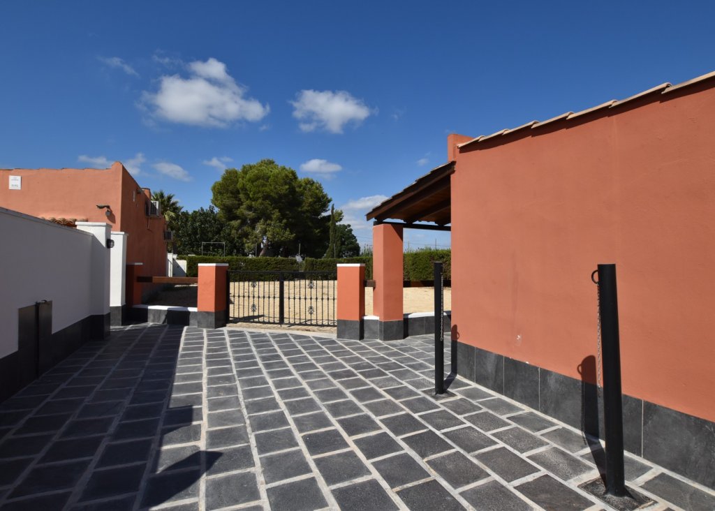 Verkoop - Finca / Country Property - Heredades