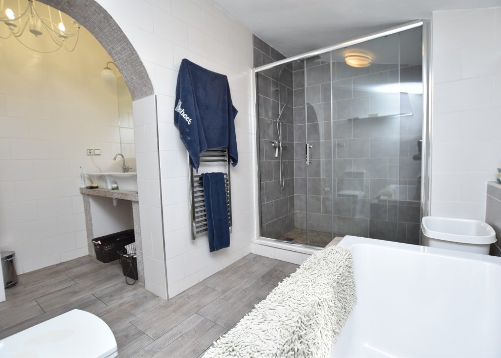 Verkoop - Finca / Country Property - Heredades