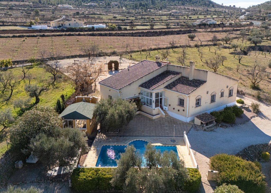 Verkoop - Finca / Country Property - La Zarza