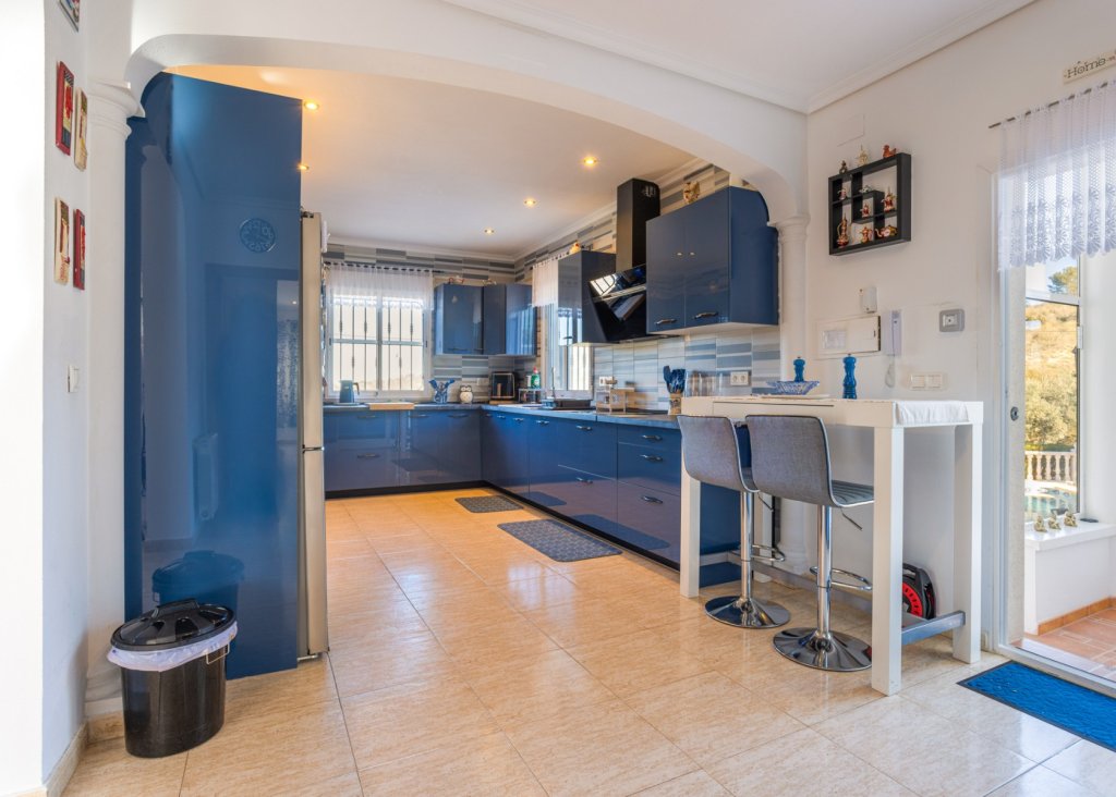 Verkoop - Finca / Country Property - La Zarza