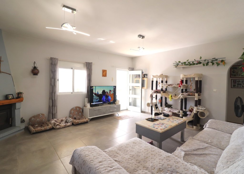 Verkoop - Finca / Country Property - Orihuela - La Campaneta