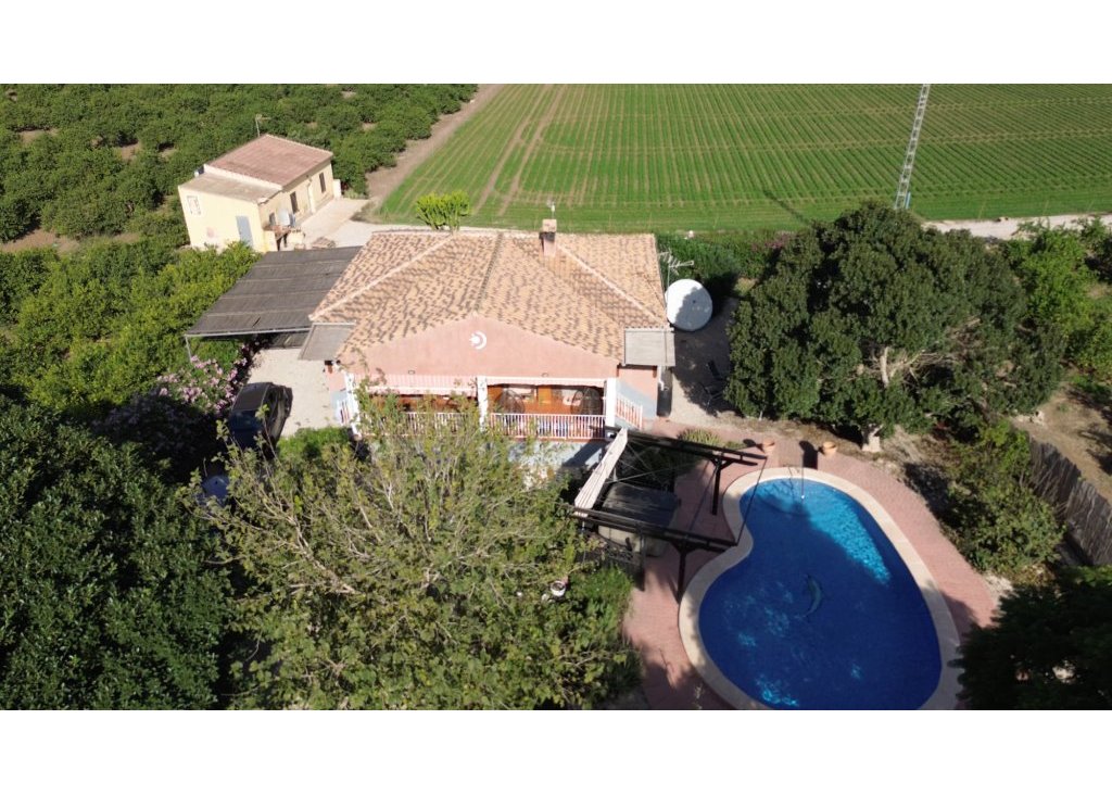 Verkoop - Finca / Country Property - Orihuela - San Bartolome