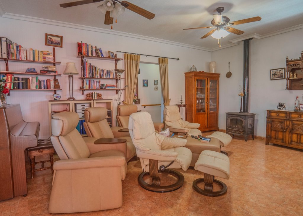 Verkoop - Finca / Country Property - Orihuela - San Bartolome