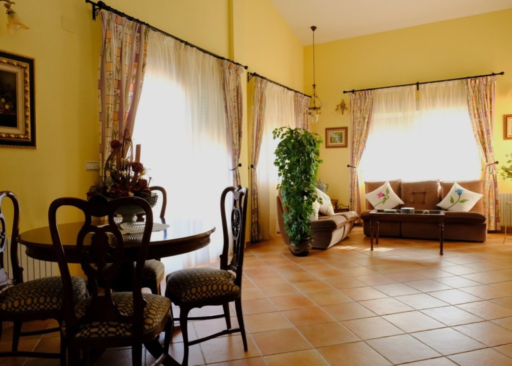 Verkoop - Finca / Country Property - Orihuela