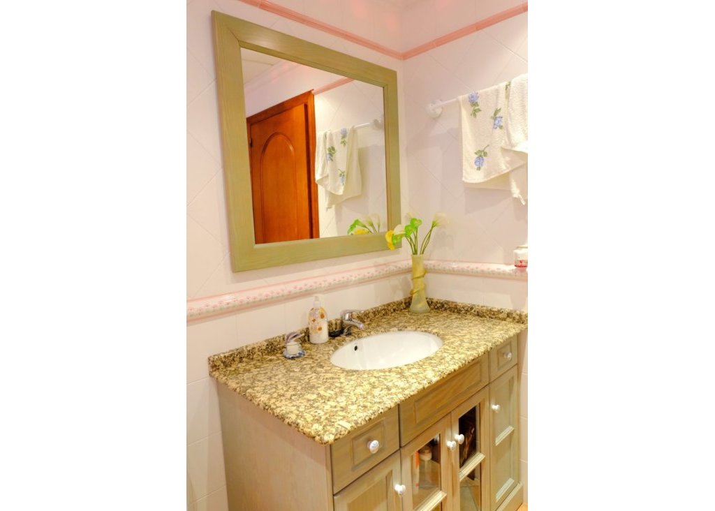 Verkoop - Finca / Country Property - Orihuela