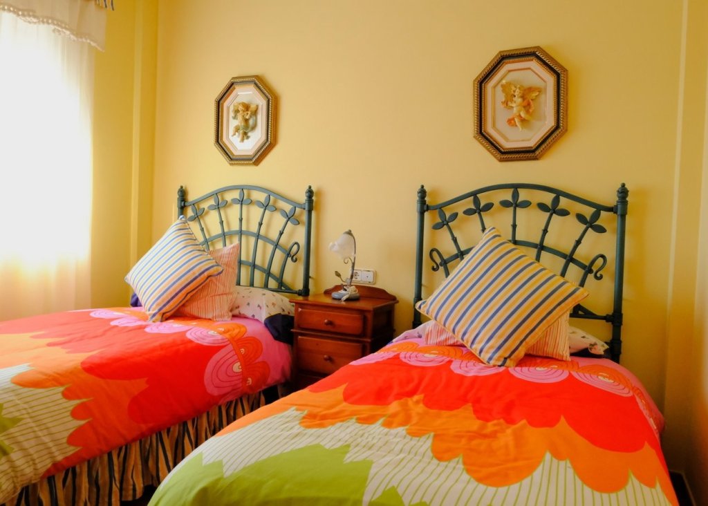 Verkoop - Finca / Country Property - Orihuela