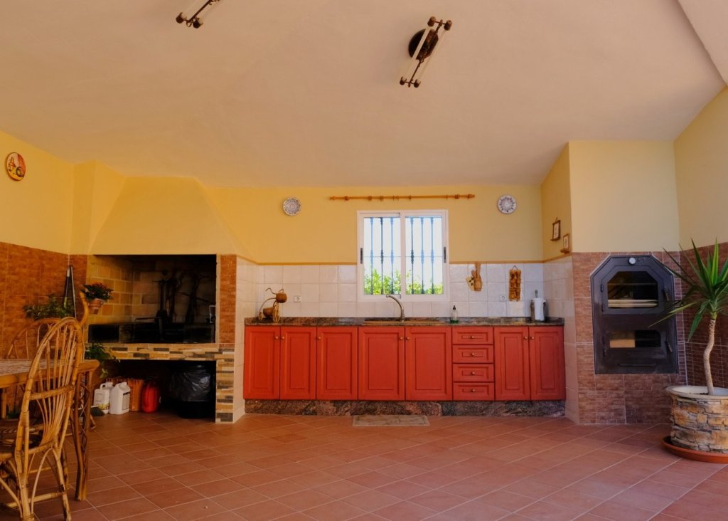 Verkoop - Finca / Country Property - Orihuela