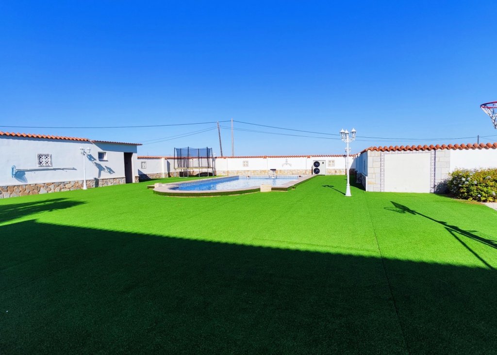 Verkoop - Finca / Country Property - San Miguel de Salinas