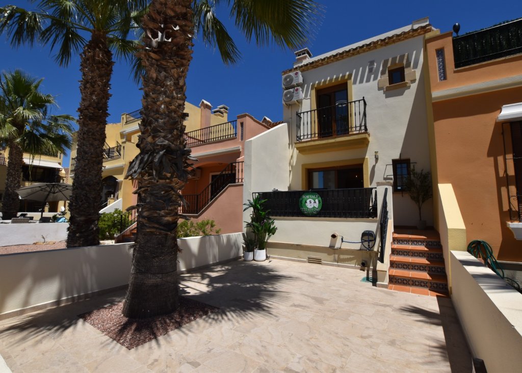 Verkoop - Terraced house / Townhouse - Algorfa - La Finca Golf Resort