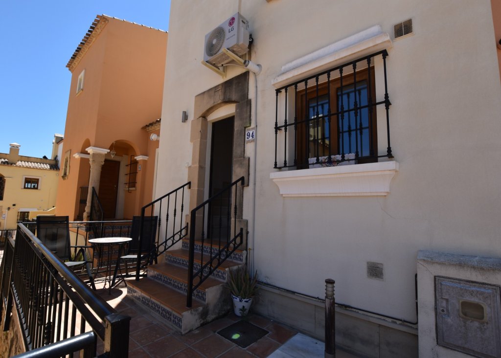Verkoop - Terraced house / Townhouse - Algorfa - La Finca Golf Resort