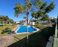 Verkoop - Terraced house / Townhouse - Torrevieja - Lago Jardín II