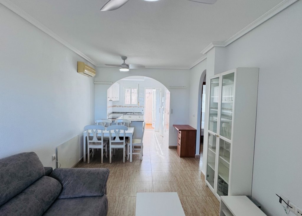 Verkoop - Townhouse - Daya Nueva