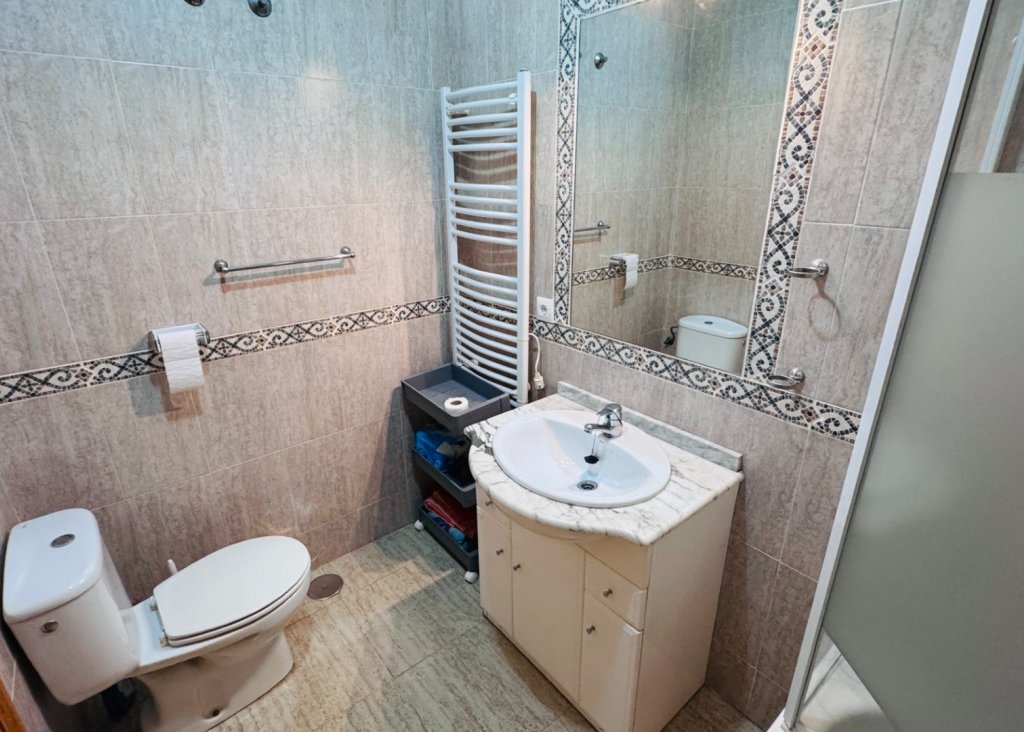 Verkoop - Townhouse - Daya Nueva