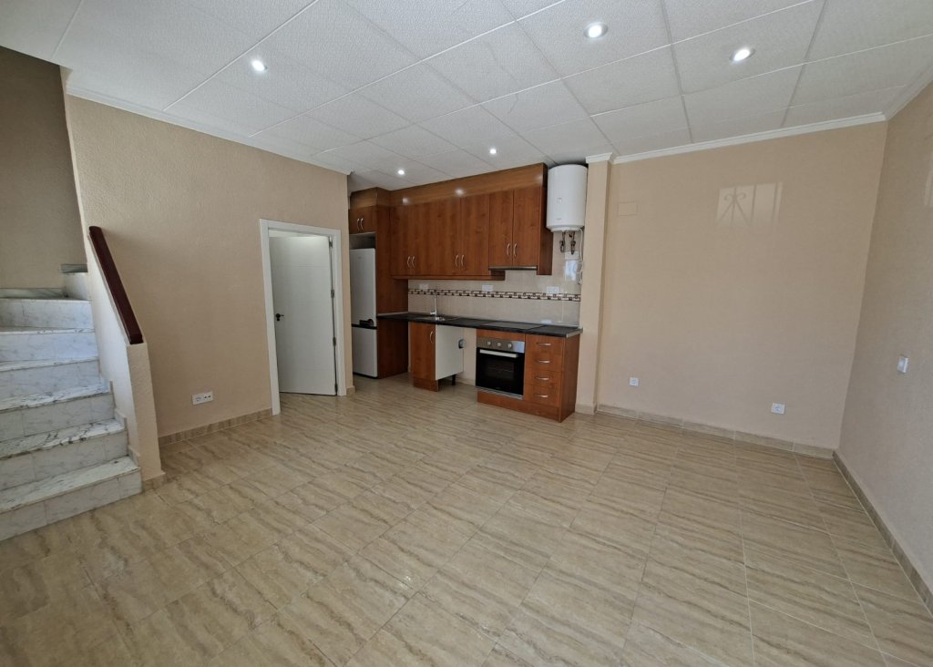 Verkoop - Townhouse - La Marina - La Marina - Urbanization