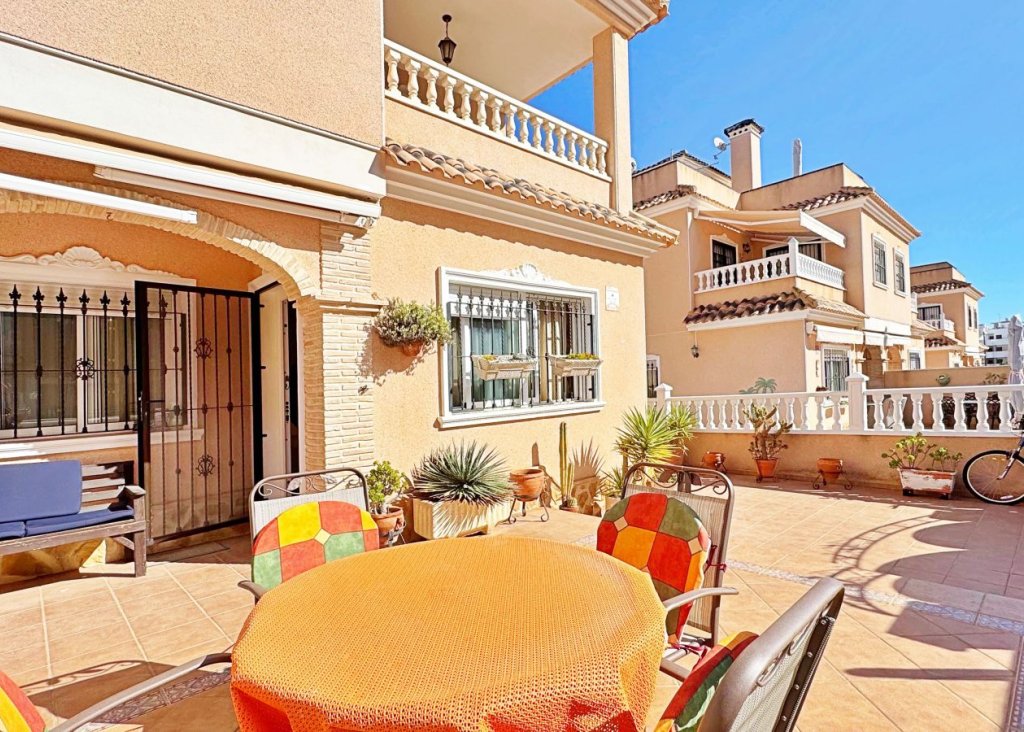 Verkoop - Townhouse - Orihuela Costa - Villamartín