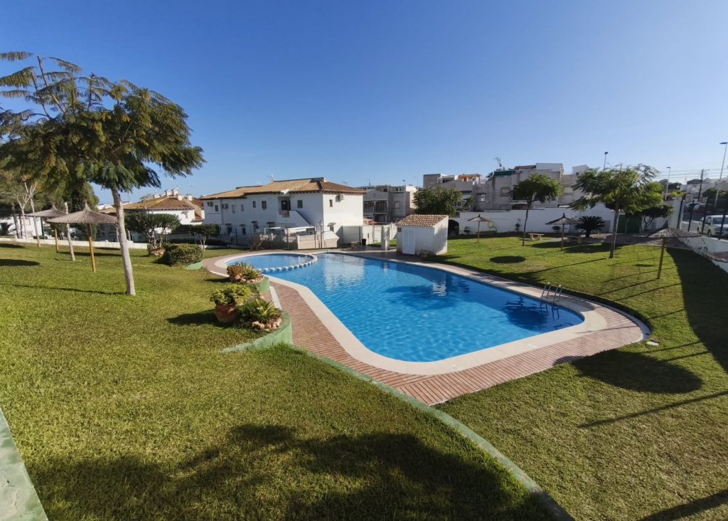 Verkoop - Townhouse - Torrevieja - Lago jardin