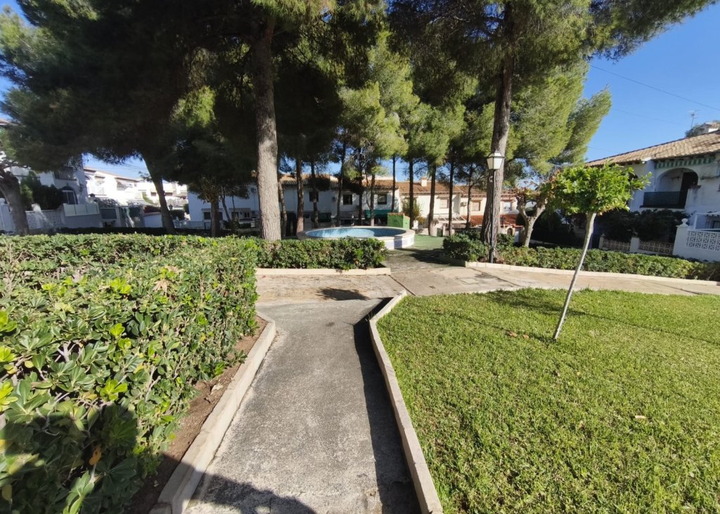 Verkoop - Townhouse - Torrevieja - Lago jardin