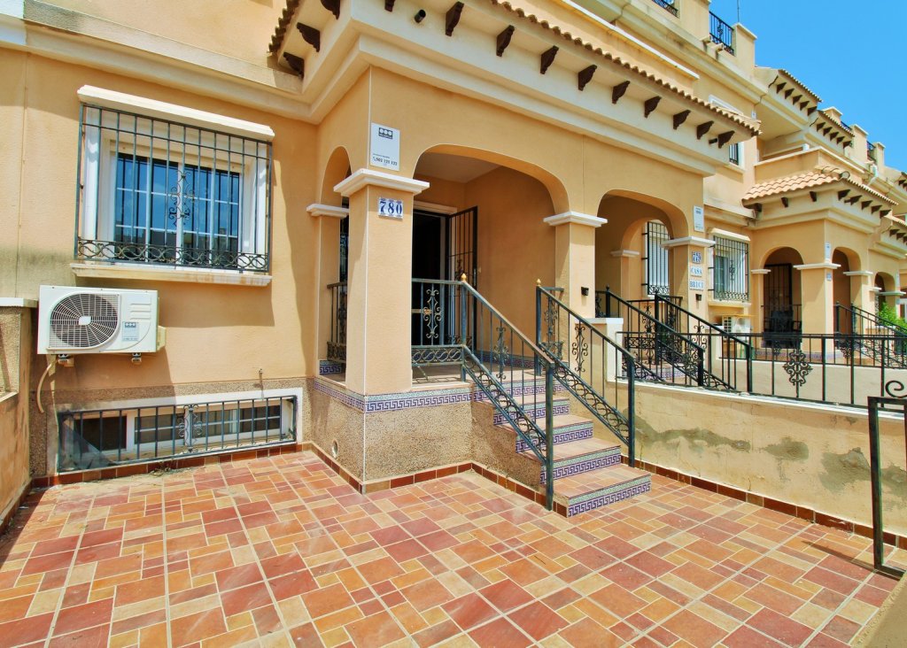 Verkoop - Townhouse - Villamartín