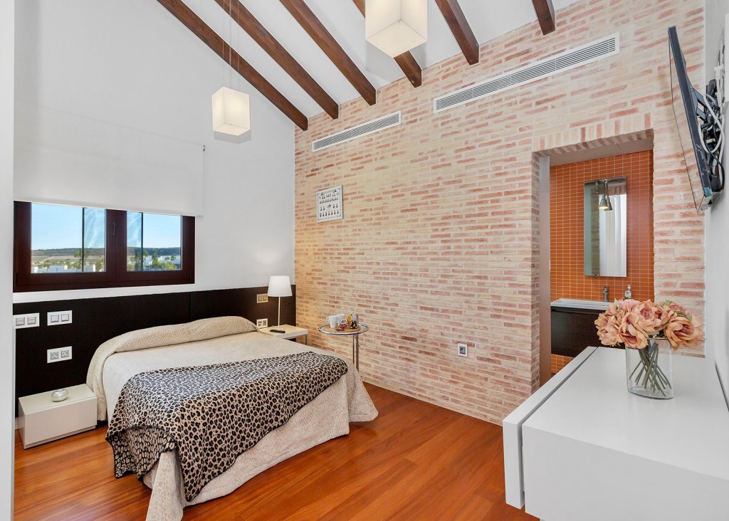 Verkoop - Villa - Algorfa - La Finca Golf Resort