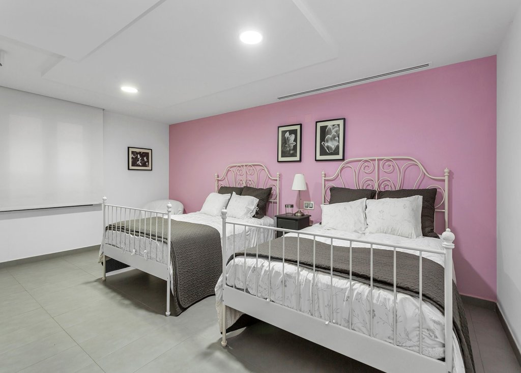 Verkoop - Villa - Algorfa - La Finca Golf Resort