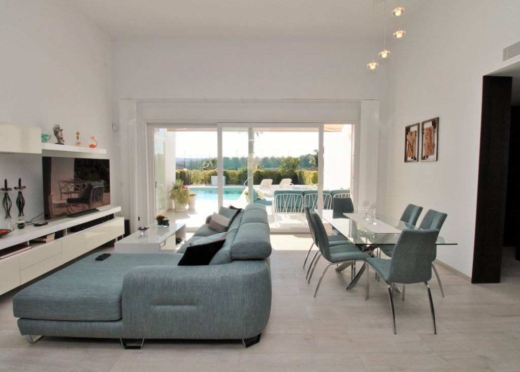 Verkoop - Villa - Algorfa - La Finca Golf Resort