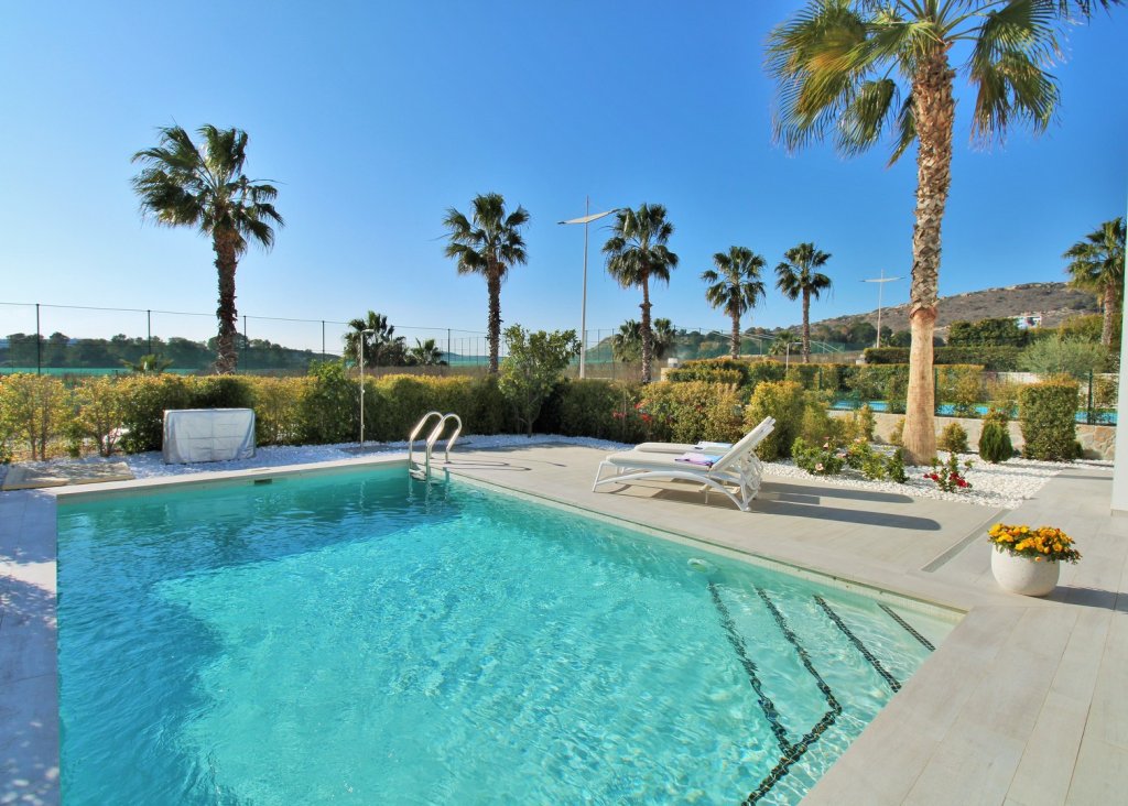 Verkoop - Villa - Algorfa - La Finca Golf Resort