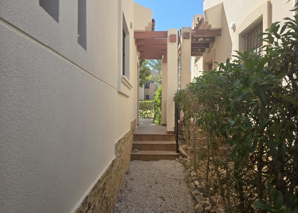 Verkoop - Villa - Algorfa - La Finca Golf Resort