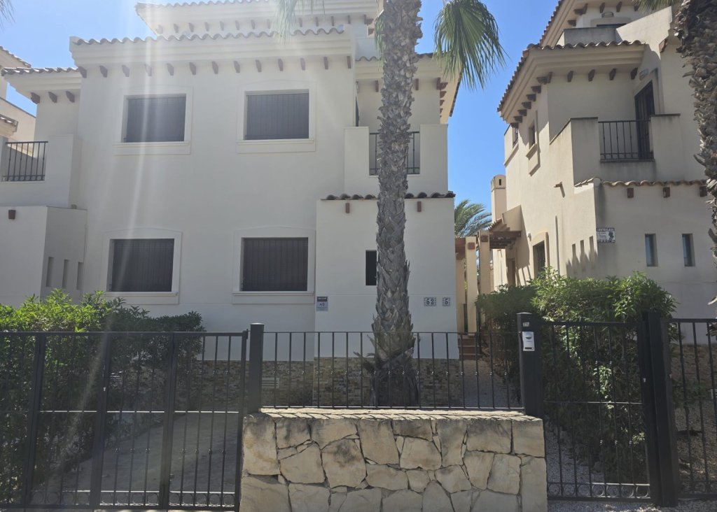 Verkoop - Villa - Algorfa - La Finca Golf Resort