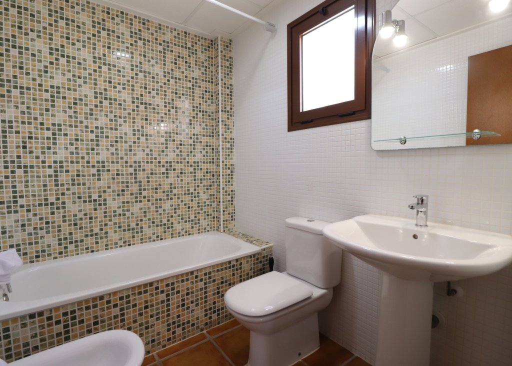 Verkoop - Villa - Algorfa - La Finca Golf Resort