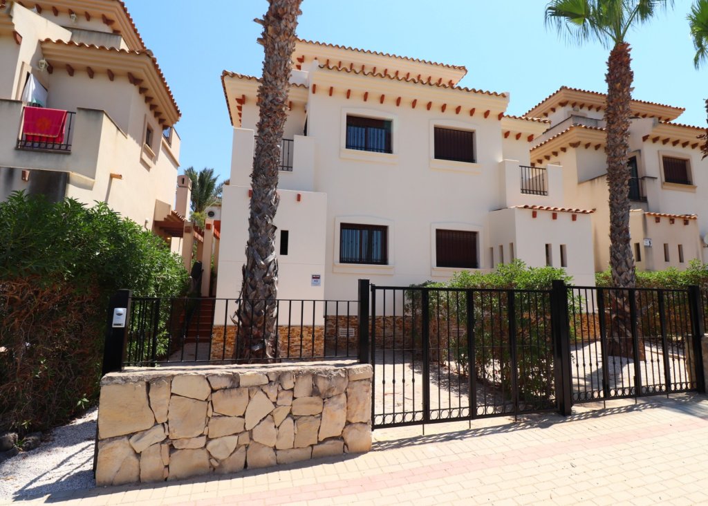 Verkoop - Villa - Algorfa - La Finca Golf Resort