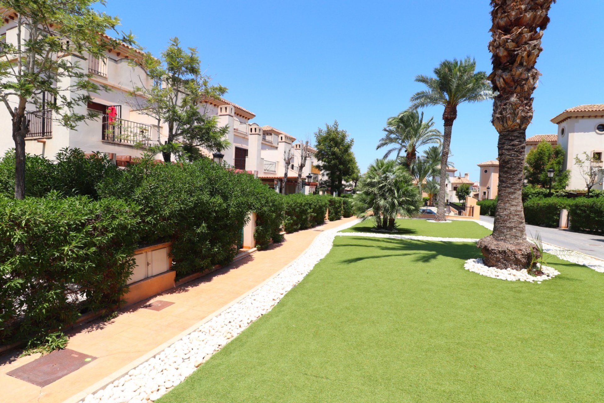 Verkoop - Villa - Algorfa - La Finca Golf Resort