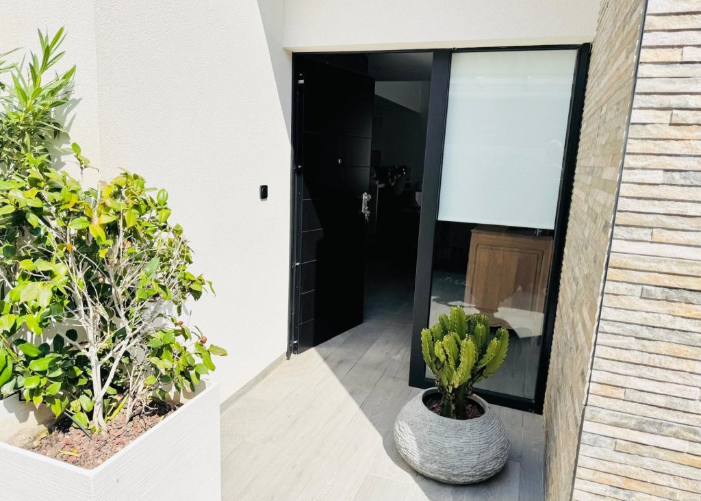 Verkoop - Villa - Algorfa - La Finca Golf Resort