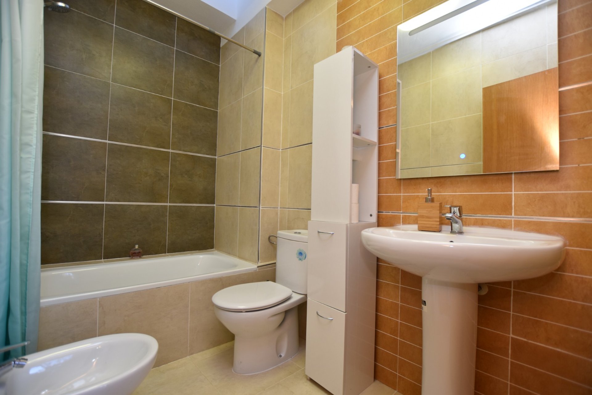 Verkoop - Villa - Algorfa - La Finca Golf Resort