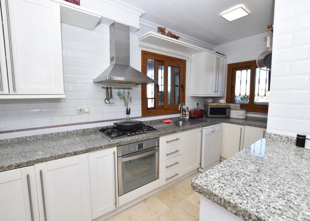 Verkoop - Villa - Algorfa - La Finca Golf Resort